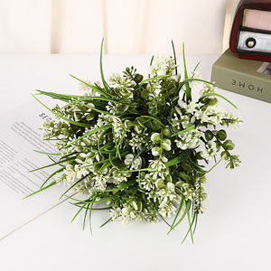 Bouquets de fleurs artificielles Guanyi, eucalyptus et camélias en plastique, décoration de mariage, décoration de la maison, accessoires de photographie en extérieur - Product Image 3