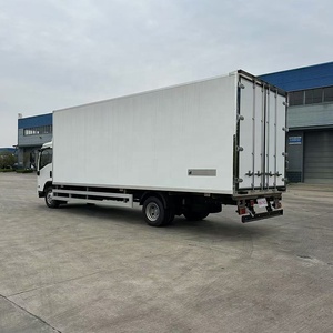 Je congélateur diesel SUZU Van camion réfrigéré de 9 tonnes pour la vente de transport d'aliments surgelés - Product Image 4