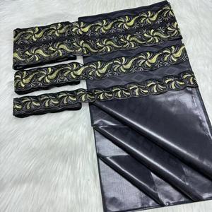 <span class=keywords><strong>Bazin</strong></span> Riche de Haute Qualité avec Bordure en Dentelle Éclatante, <span class=keywords><strong>Bazin</strong></span> Brodé 100 % Coton, Broderie <span class=keywords><strong>Bazin</strong></span> Riche - Product Image 2