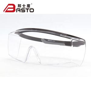 <span class=keywords><strong>Lunettes</strong></span> <span class=keywords><strong>de</strong></span> soleil <span class=keywords><strong>de</strong></span> sport BASTO AC031 <span class=keywords><strong>à</strong></span> bas <span class=keywords><strong>prix</strong></span> pour hommes et femmes, protection oculaire, verres anti-buée et anti-rayures, monture TR90, derniers styles, Guangzhou - Product Image 5