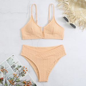 Vente en gros de bikinis brésiliens, maillots de bain à fleurs, ensemble de bikinis deux pièces, maillots de bain pour femmes - Product Image 2