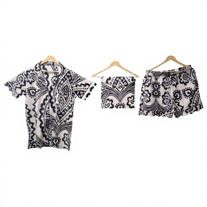 Ensemble de pyjama en coton 100% luxueux et élégant, motif diamant classique imprimé, short kangourou, taille élastique, tissu doux et lisse - Product Image 1