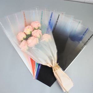 โรงงานขายส่งวัสดุห่อดอกไม้แบบไล่สี ถุงพลาสติกใส OPP  ขั้นต่ำ 50 ถุง - Product Image 1