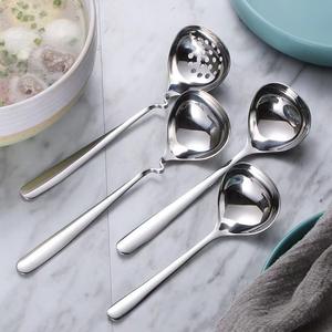 Ensemble de louches à soupe en acier inoxydable 304, cuillère passoire à bol profond, ustensile de cuisine multifonction pour service de fondue et sauces - Product Image 1