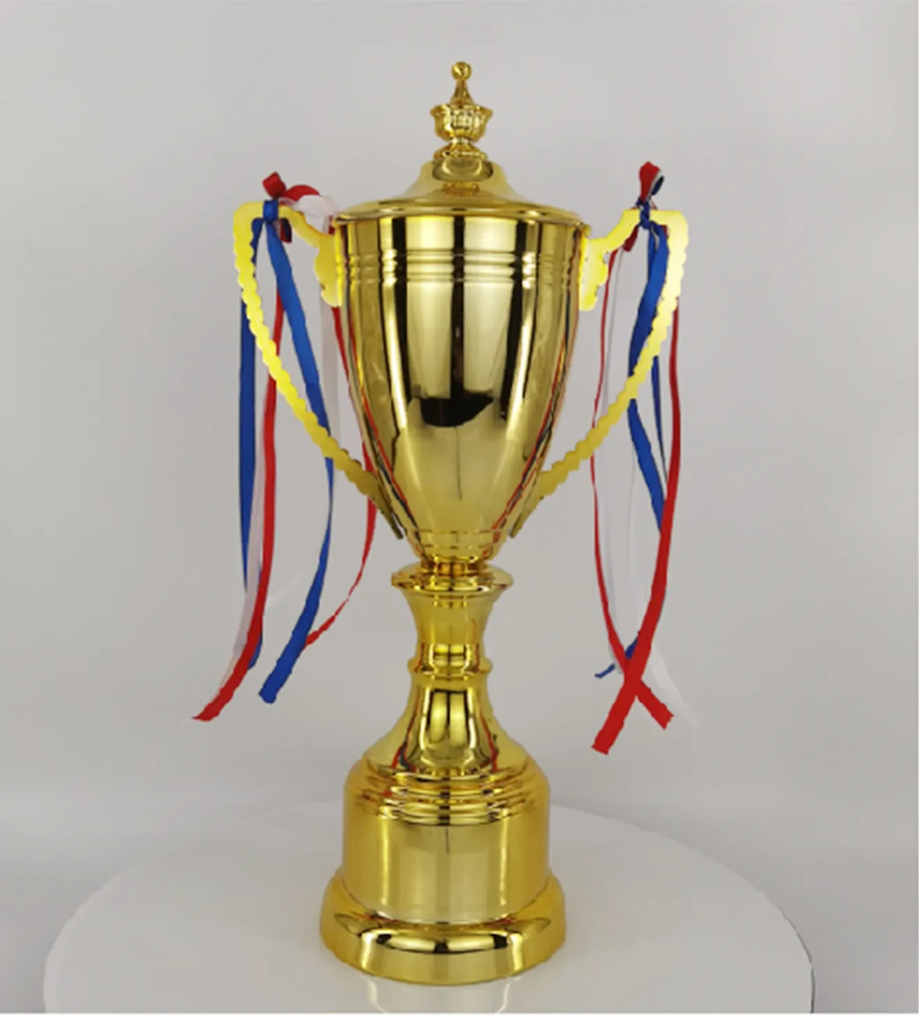 ขายส่งทองโลหะรางวัลหมากรุกถ้วยรางวัลกอล์ฟบาสเกตบอลรางวัลที่กำหนดเองแข่งถ้วยรางวัล