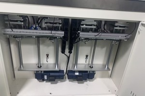 Máquina Automática para Evacuar y Cargar Tubos de Calor - Product Image 2