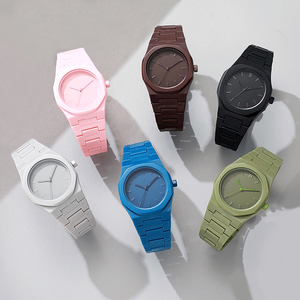 Orologi Comodi e Caldi Tre in Uno Due Pezzi Impermeabile Antivento per Sport all'Aperto per Uomo e Donna in Autunno - Product Image 1