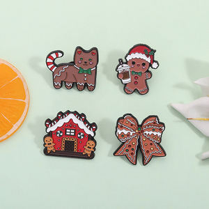 Weihnachten Lebkuchen mann Emaille Pin Cartoon Lebkuchen haus Katze Bogen Brosche Revers Abzeichen Schmuck Geschenk Freunde Großhandel - Product Image 2