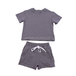 Set <span class=keywords><strong>di</strong></span> abbigliamento per bambini in cotone con logo personalizzato per t-shirt oversize estive e corti 2 pezzi per la scuola <span class=keywords><strong>di</strong></span> sport all'aria aperta e la <span class=keywords><strong>vita</strong></span> Casual - Product Image 4