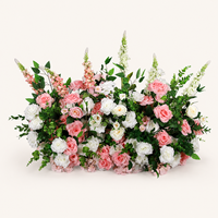 Composition florale artificielle rose et blanche pour allée de mariage, chemin de table floral pour la décoration de cérémonie