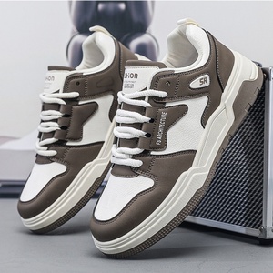 Zapatillas de running casuales con plataforma para hombre 2026, ligeras, transpirables, diseño de Hong Kong, tendencia de moda, versátiles, antideslizantes - Product Image 1