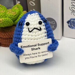 Poupée en peluche pomme de terre au crochet faite à la main, mini amigurumi de 8 cm, jouet en coton, décoration d'intérieur - Product Image 6