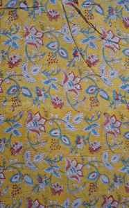 Bolso de Hombro para Uso Diario Hecho de Algodón Acolchado con Diseño Floral Estampado a Mano que Ofrece Espacio, Comodidad y Uso Duradero - Product Image 2