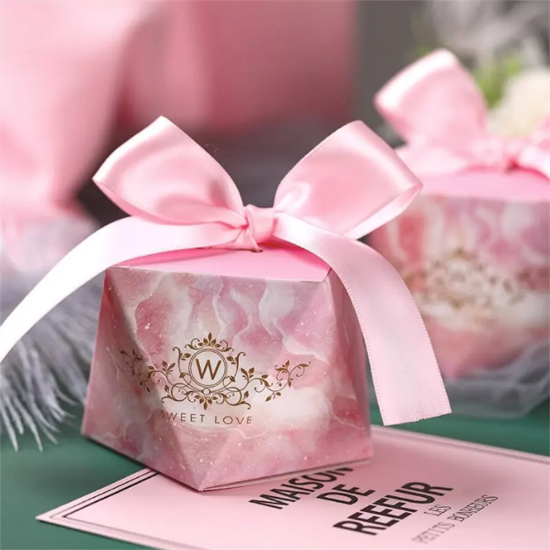 Creative Wedding Packaging Box Hot Stamping Diamon-d Shape Wedding Candy Boxes