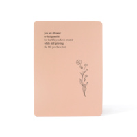 Logotipo personalizado Baby Milestone Cards Libro de tapa dura Devocional Self-Love Document para apreciar el registro de memoria del primer año del bebé