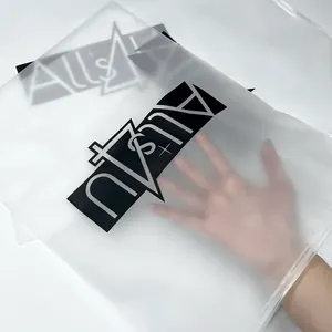 Vente en gros sac à glissière en PVC givré mat avec logo blanc imprimé personnalisé sacs en plastique