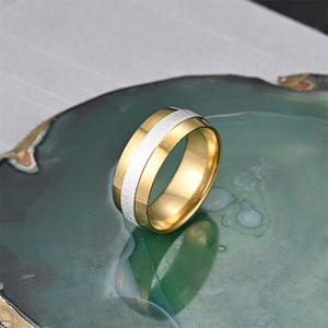 Bagues en acier inoxydable au <span class=keywords><strong>prix</strong></span> de gros, bijoux hypoallergéniques plaqués or 18 carats, collection de bagues à la mode - Product Image 2