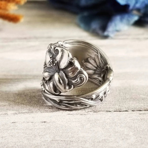 Anello Cocktail Floreale H280 in Argento, Gioiello Unisex Vintage alla Moda, Anello Regalo - Product Image 4