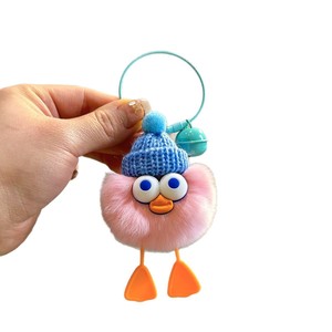 Lindo llavero colgante de coche con forma de pato pequeño de imitación de piel de conejo Rex, muñeco de peluche, adornos pequeños para <span class=keywords><strong>bolsos</strong></span>, pequeños regalos para todas las edades - Product Image 5