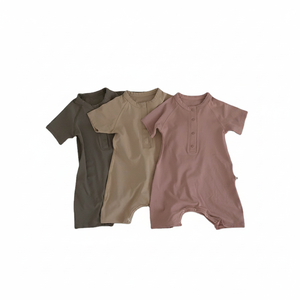 Traje de Baño Enterizo para Bebé Peekaboo Korea Mono, Conjunto de Protección Solar para Bebés y Niños Pequeños, Cómodo, de Secado Rápido, 90% Poliéster, 10% Elastano - Product Image 2