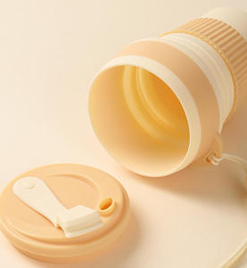 Bouteille d'eau pliable en silicone de qualité alimentaire avec logo personnalisé, tasse d'eau portable pliable pour l'extérieur, bouteille de sport résistante de 350 ml - Product Image 6