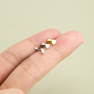 Toposh Piercings Labret en Titane, Anneaux de Lèvre, Piercings Monore, Motifs Cœur Étoile pour Cartilage d'Oreille et Tragus, Bijoux Corporels pour Filles, Cadeau Idéal - Product Image 6