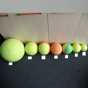 Mainan kunyah anjing bola hewan peliharaan 9.5 inci, tanda tangan Jumbo bola tenis ukuran besar