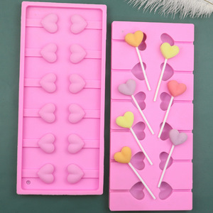 Molde de silicona Sugar Castle de 12 cavidades en forma de corazón para piruletas y caramelos de leche, grado alimenticio, sin palitos, DIY - Product Image 1