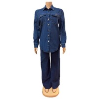 Ensemble 2 pièces en jean pour femme : Veste déchirée à col rabattu et boutonnage simple avec poches, et pantalon droit – Collection 2026
