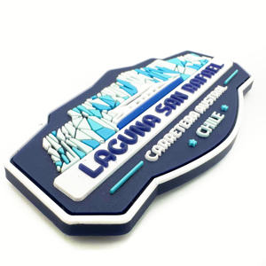 Imán de PVC moldeado a medida, personalizado y acreditado, muestra gratuita, imán decorativo de goma suave de polivinilo cloruro 2D para nevera - Product Image 1