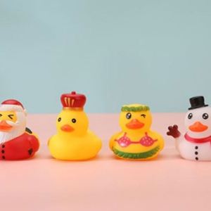 Juguete de baño de pato de goma con sonido USSE para Navidad, con opción de logotipo personalizado, para niños y niñas de 0 a 24 meses, regalo para baby showers - Product Image 5