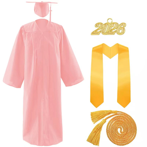Robe et toque de remise de diplôme style américain sur mesure en gros pour 2026 avec étole dorée et cordon d'honneur - Product Image 2