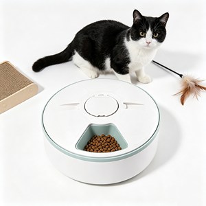 Outdoor Wear Resistant Pet Feeder Otomatik Mama Kal Low Energy Stable Operation Dry Food Automatic Pet Dispenser - Product Image 1