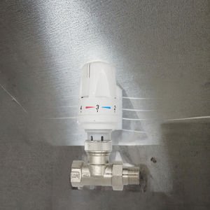 Válvula Termostática de Latón para Radiador de 1/2" y 1" Tipo Recto, Control Manual de Temperatura para Calefacción por Suelo Radiante, OEM - Product Image 3