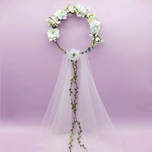 Coiffe <span class=keywords><strong>de</strong></span> <span class=keywords><strong>mariée</strong></span> ultra-fée <span class=keywords><strong>et</strong></span> forestière, faite main, en forme <span class=keywords><strong>de</strong></span> vigne, avec <span class=keywords><strong>voile</strong></span> en maille double couche, pour <span class=keywords><strong>mariée</strong></span> <span class=keywords><strong>et</strong></span> demoiselles d'honneur - Product Image 3