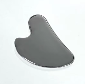 Planche de massage Gua Sha portable en acier inoxydable en forme de cœur, matériel métallique - Product Image 1