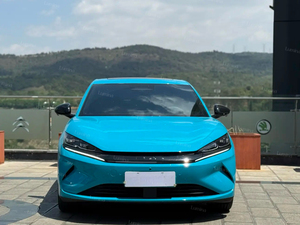 2026 Venta al por mayor de la marca BYD Qin L 545KM EV Edition, coche eléctrico puro, vehículo de nueva energía, sedán mediano de 4 puertas y 5 asientos, volante a la izquierda - Product Image 2