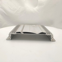 Dissipateur thermique CNC en aluminium anodisé série 6000 T5 sur mesure pour amplificateur de voiture et carte de circuit imprimé