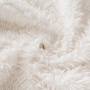 库存托斯卡纳长毛绒布料卷装仿狐狸毛汽车内饰毛绒玩具服装家纺枕头布料 - Product Image 3