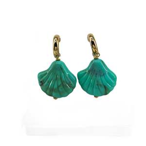 Pendientes de Moda con Forma de Concha, Acero Inoxidable 316L, Baño de Oro PVD, Resistentes y Sostenibles, Color Verde Turquesa - Product Image 1