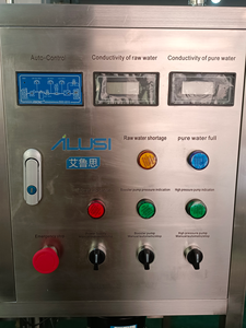 Le système de purification d'eau par osmose inverse en acier inoxydable produit de l'eau pure pour la filtration de production de détergent liquide cosmétique - Product Image 3