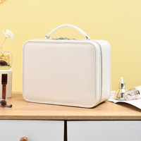 Tas Makeup Travel PU Fashion dengan Ritsleting, Cermin LED, dan Sekat yang Dapat Disesuaikan, Kapasitas Besar