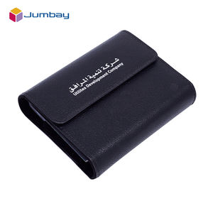 <span class=keywords><strong>ต</strong></span>ัวอย่างฟรี กระเป๋าหนัง PU รา<span class=keywords><strong>ค</strong></span>าถูกแบบกำหนดเอง ไพ่พลา<span class=keywords><strong>ส</strong></span><span class=keywords><strong>ต</strong></span>ิก ไพ่กระดาษ ไพ่โป๊กเกอร์ 2 ชุด พร้อมดิน<span class=keywords><strong>ส</strong></span>อและ<span class=keywords><strong>ส</strong></span>มุดบันทึก - Product Image 2