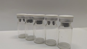 100U ใหม่ช่วยให้คุณดูอ่อนเยาว์และเรียบเนียนขึ้น พร้อมผงฟรีซดรายลดเลือนริ้วรอย - Product Image 5