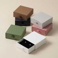 Boîte à bijoux en carton avec tiroir doublé éponge, fermeture magnétique, vernissage, logo personnalisé pour montre, bague, boucles d'oreilles, collier, rangement cadeau