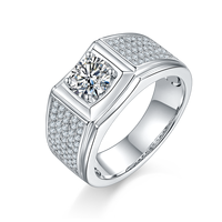 Meilleure vente bijoux fins de luxe à la mode à la mode 1ct 1.0ct 1 carat 6.5mm Moissanite S925 bagues en argent Sterling pour mariage hommes