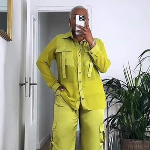 Abbigliamento Femminile Europeo <span class=keywords><strong>e</strong></span> Americano, Nuova Moda Estate 2026, Set con <span class=keywords><strong>Camicia</strong></span> a Maniche Lunghe <span class=keywords><strong>e</strong></span> <span class=keywords><strong>Pantaloni</strong></span> a Gamba Larga con Design Patchwork - Product Image 3