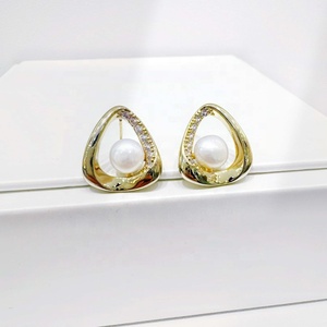 Precio de fábrica, pendientes de plata de ley 925 con perla, estilo vintage, lazo minimalista, chapado en oro, elegantes, sencillos, pendientes de tuerca para verano. - Product Image 1