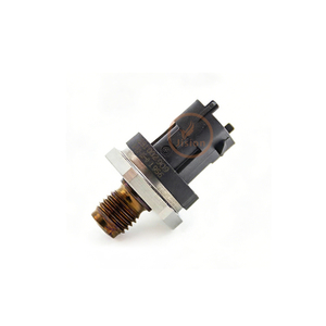Sensor de presión de combustible 1928403968 04L906054 03C906051H STC4768 EXCAVADORA - Product Image 1