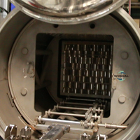 Autoclave rotatif en acier inoxydable pour la stérilisation de l'industrie agroalimentaire avec chargement et déchargement par panier